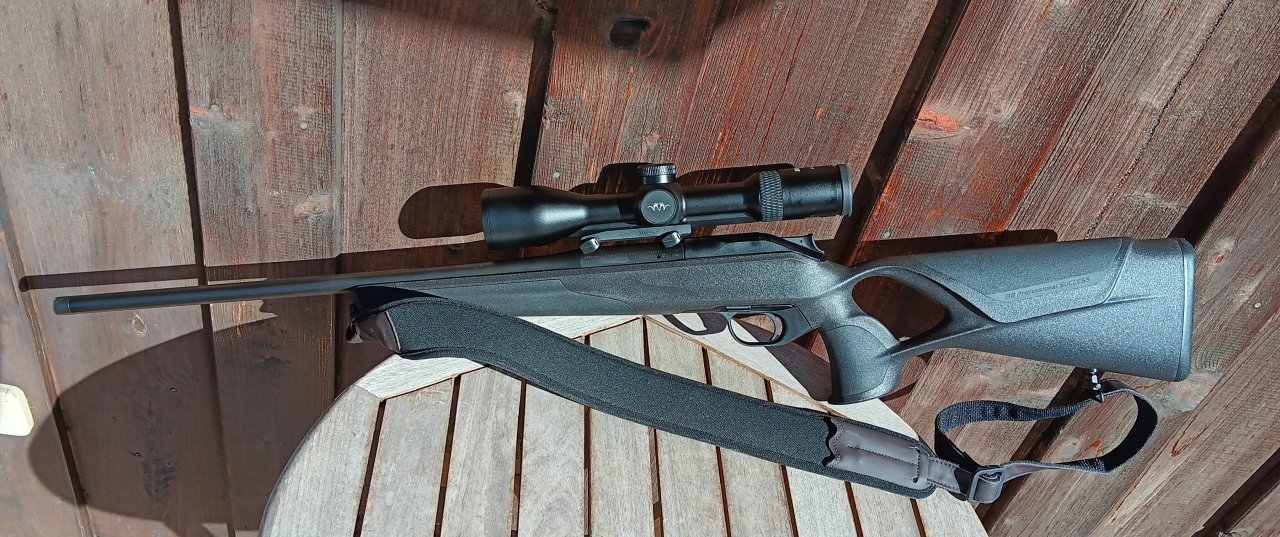 R8 Professional Success .30-06 + Blaser B2 2-12x50 iC – Bild 1