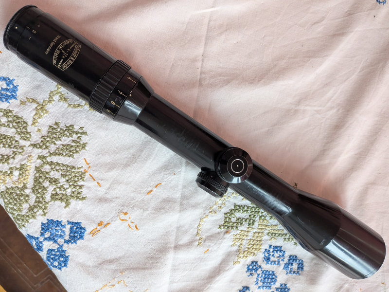 Schmidt & Bender 2,5-12x42 mit Fadenkreuz, 30mm Rohrdurchmesser – Bild 1
