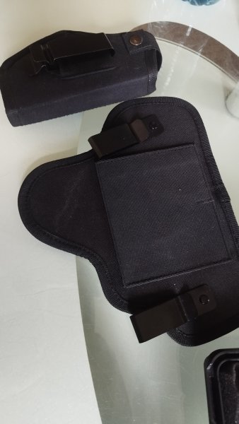 Smith & Wesson M&P 9c 9mm Schreckschuss mit viel Zubehör – Bild 3