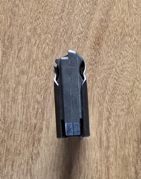 Ersatzmagazin Reck Government Schreckschuss Kal. 8mm unbenutzt – Bild 3