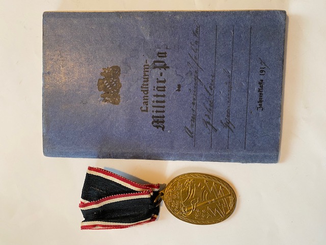 Dt.Reich Bayern Bayreuth Wehrpass Orden 1914 Foto G98 – Bild 2