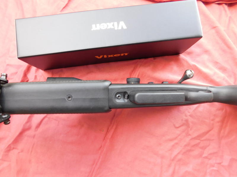 Tikka T3x Varmint, links, Kal. 308 mit ZF Vixen 6-24x58 mildot und Leuchtpunkt auf Sako Montage – Bild 4