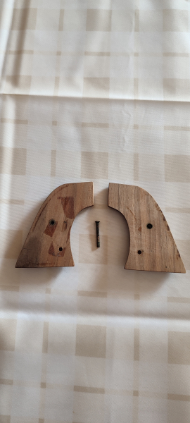 Nussbaumgriffschalen – Bild 2