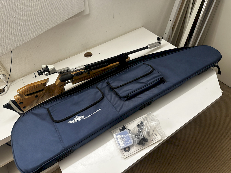Feinwerkbau 602 Match-Luftgewehr 4,5 mm mit Zubehör und Tasche – Bild 2