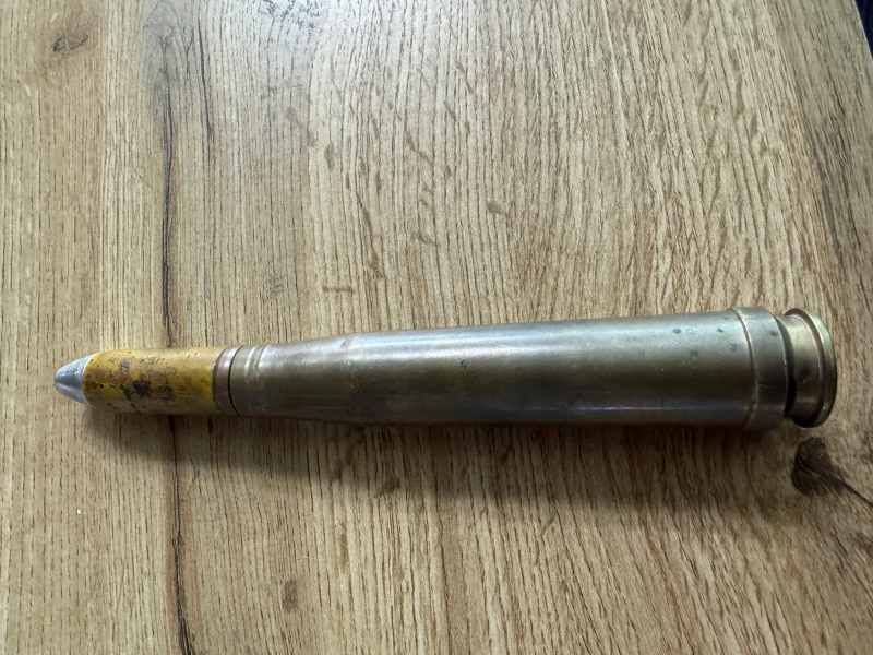 RARITÄT! Deko 20x138mm Flak 30/38 Wehrmacht 1938/44 – Orig. Gelblack + SELTENER Pulversack! – Bild 3