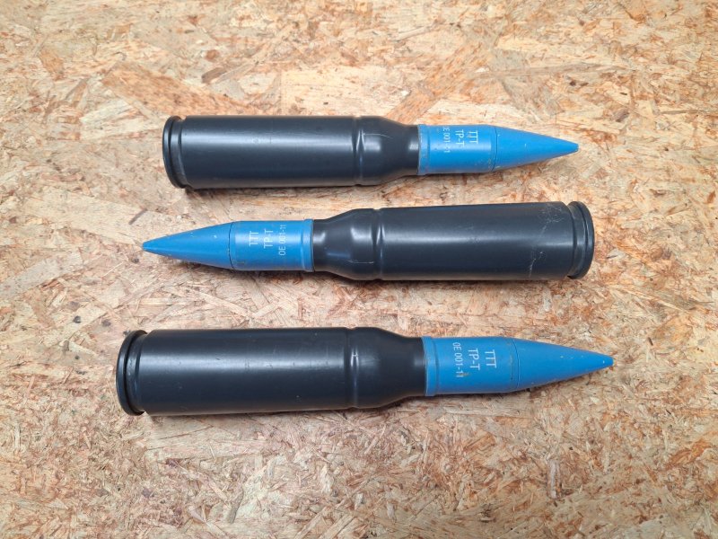 DEKO! 3 Stück 25mm Munition INERT! – Bild 1