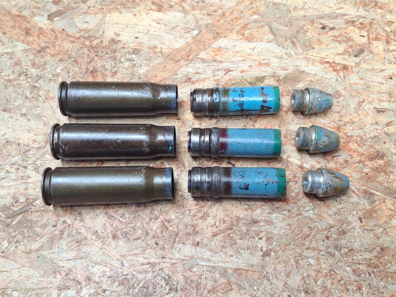 DEKO! Posten deutsche 2cm 151/20 WK2 Munition Br.L'Spur hellblau INERT! – Bild 1