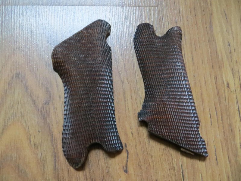 Luger P08 Dekopistole mit Box und Holzgriffen - 80er Jahre? Made in Japan? – Bild 6