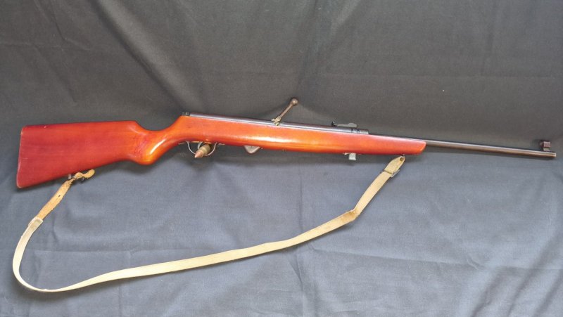 Luftgewehr Haenel Modell 310 Suhl Repetierer Kal. (.173) 4,4 mm mit Kimme und Korn – Bild 1