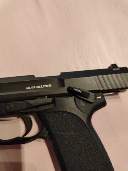 Heckler & Koch USP CO2 4,5 mm Blowback + NEUES 50€ Magazin – Bild 3