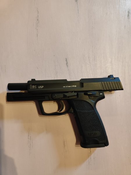 Heckler & Koch USP CO2 4,5 mm Blowback + NEUES 50€ Magazin – Bild 4