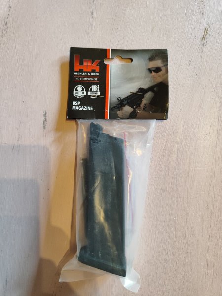 Heckler & Koch USP CO2 4,5 mm Blowback + NEUES 50€ Magazin – Bild 5