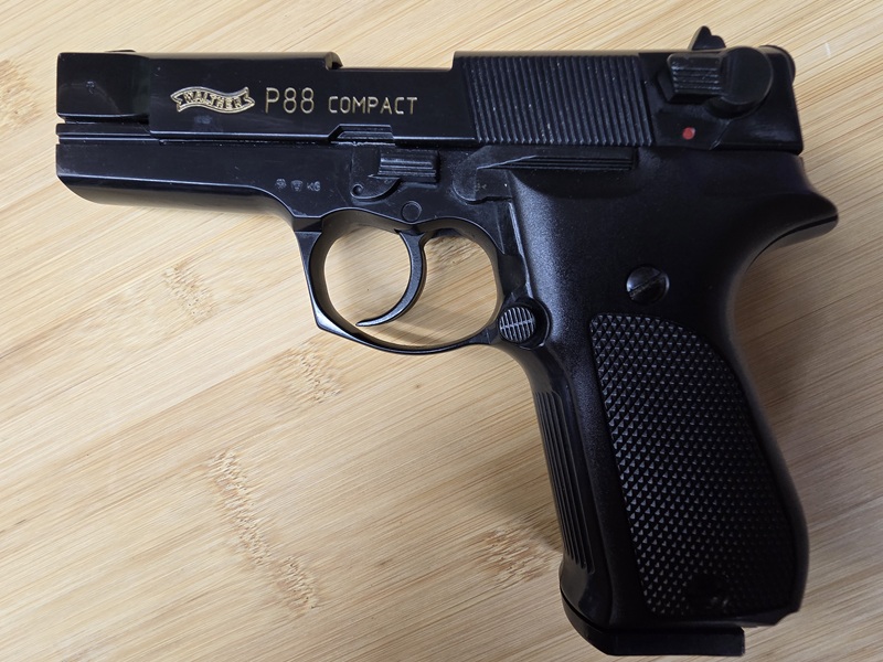 Pistole Walther P88 Compact in 9 mm PAK – Bild 1