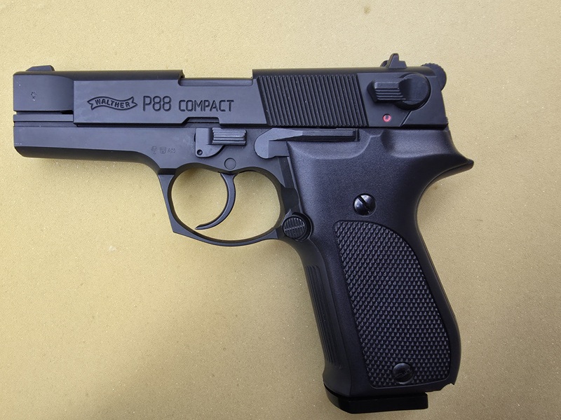 Pistole Walther P88 Compact in 9 mm P.A.K – Bild 3
