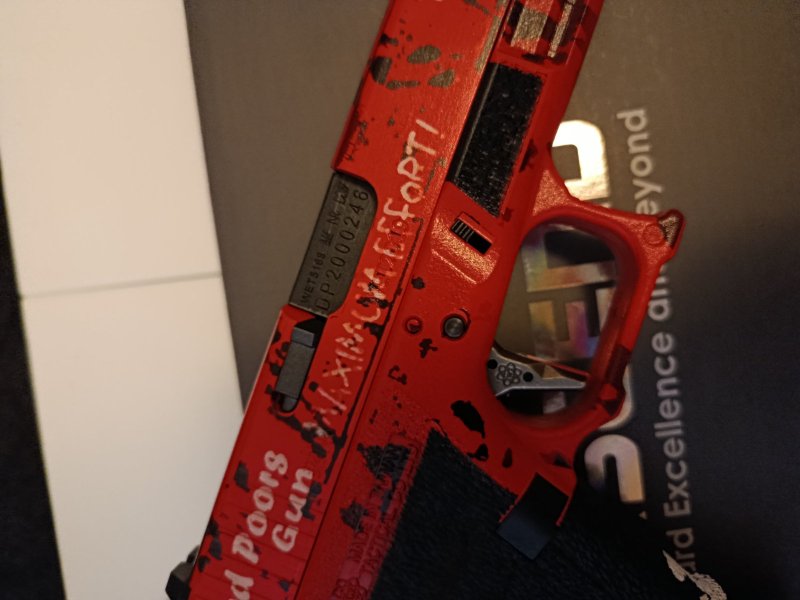 Ascend DP17 Standard Version m. Metallschlitten GBB 6mm BB Deadpool Edition mit zwei Magazinen – Bild 2