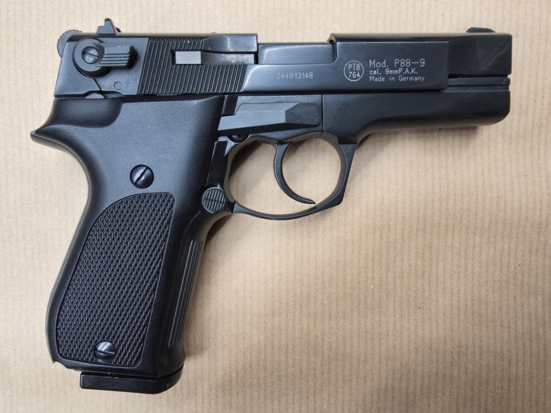 Pistole Walther P88 Compact in 9 mm Schreckschuss – Bild 1