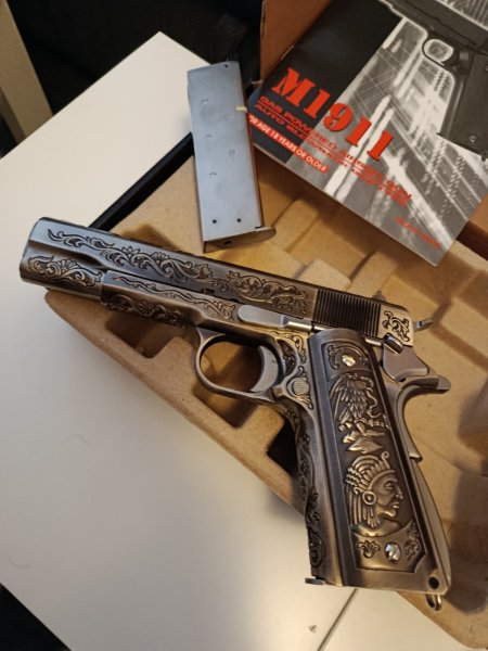 Wei-ETech M1911 Etched Version Mehico Druglord Vollmetall GBB 6mm BB mit zwei Magazinen und munition – Bild 2