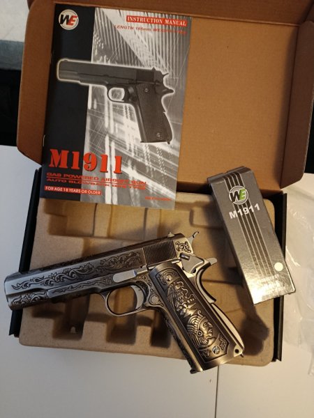 Wei-ETech M1911 Etched Version Mehico Druglord Vollmetall GBB 6mm BB mit zwei Magazinen und munition – Bild 1