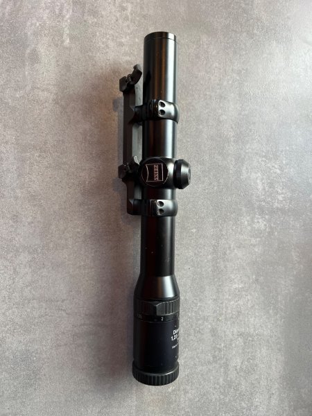 Zeiss Diavari-Z 1,25-4X24 Drückjagdglas – Bild 1