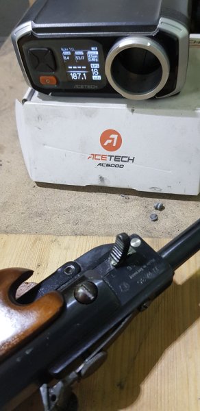 Weihrauch HW 35 E - 4,5 mm - F - 56 cm Lauf - Nussbaumschaft - Technik komplett renoviert – Bild 6