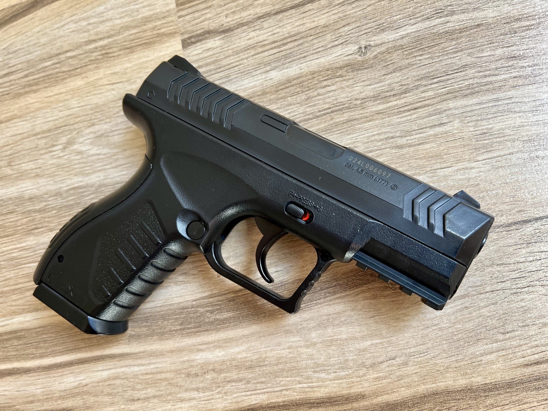 Luftpistole CO2 Umarex (UX) XBG - 4,5mm BB - NEUWERTIG – Bild 2
