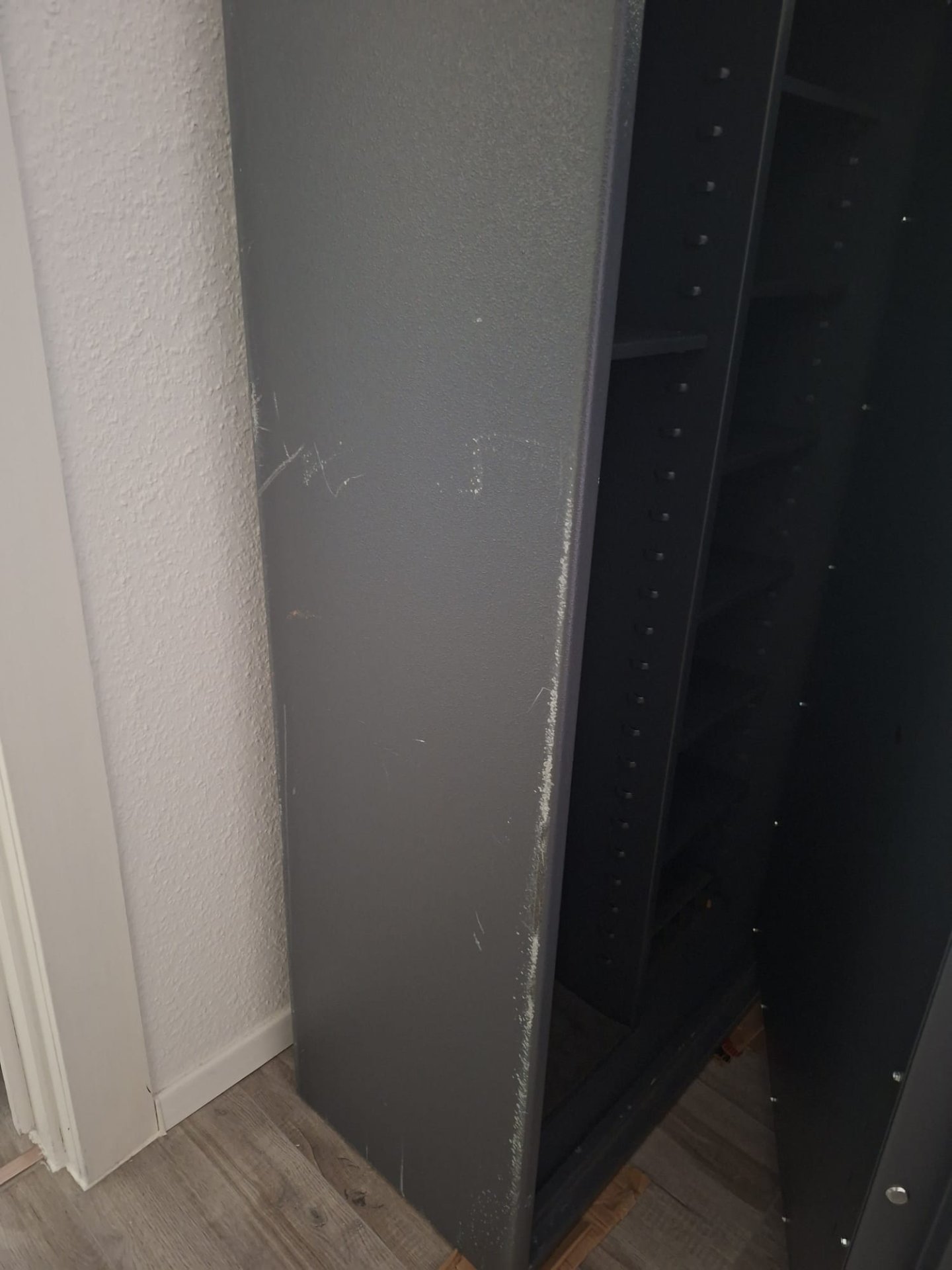 Waffen-Wertschutzschrank mit Innentresor – Bild 6