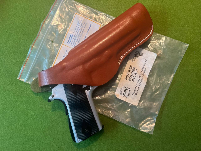 RPV SCHÖNES GÜRTELHOLSTER BERETTAS 92 RECK SIG 225/220 BAUÄHNLICHE PISTOLEN NEU OVP – Bild 1