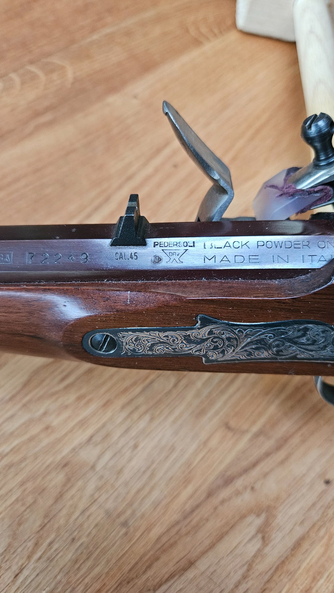 Pistole Pedersoli Kentucky silver cal.45 – Bild 4