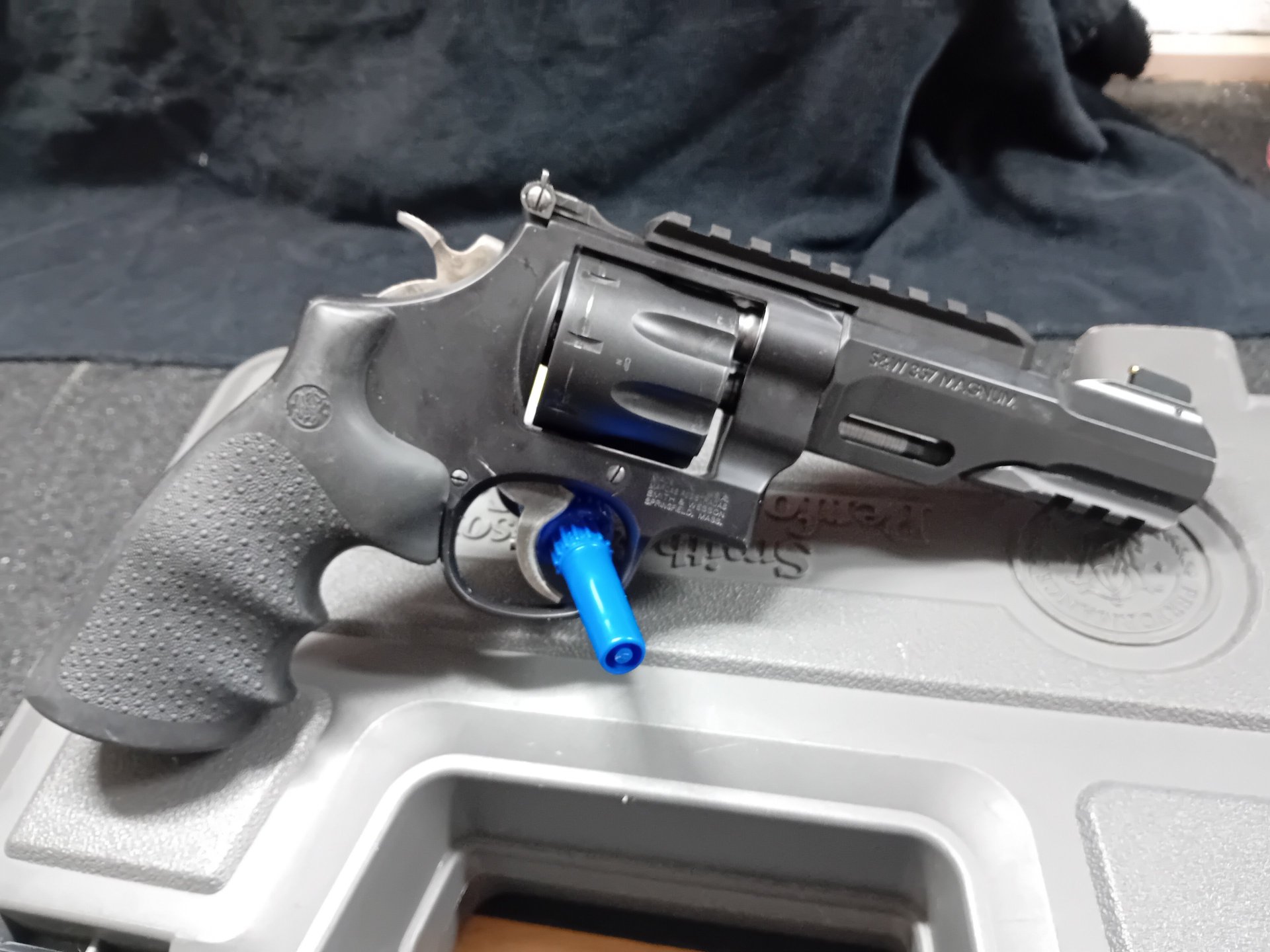 Smith & Wesson Mod. 327 TRR8, .357 Magnum – Bild 4