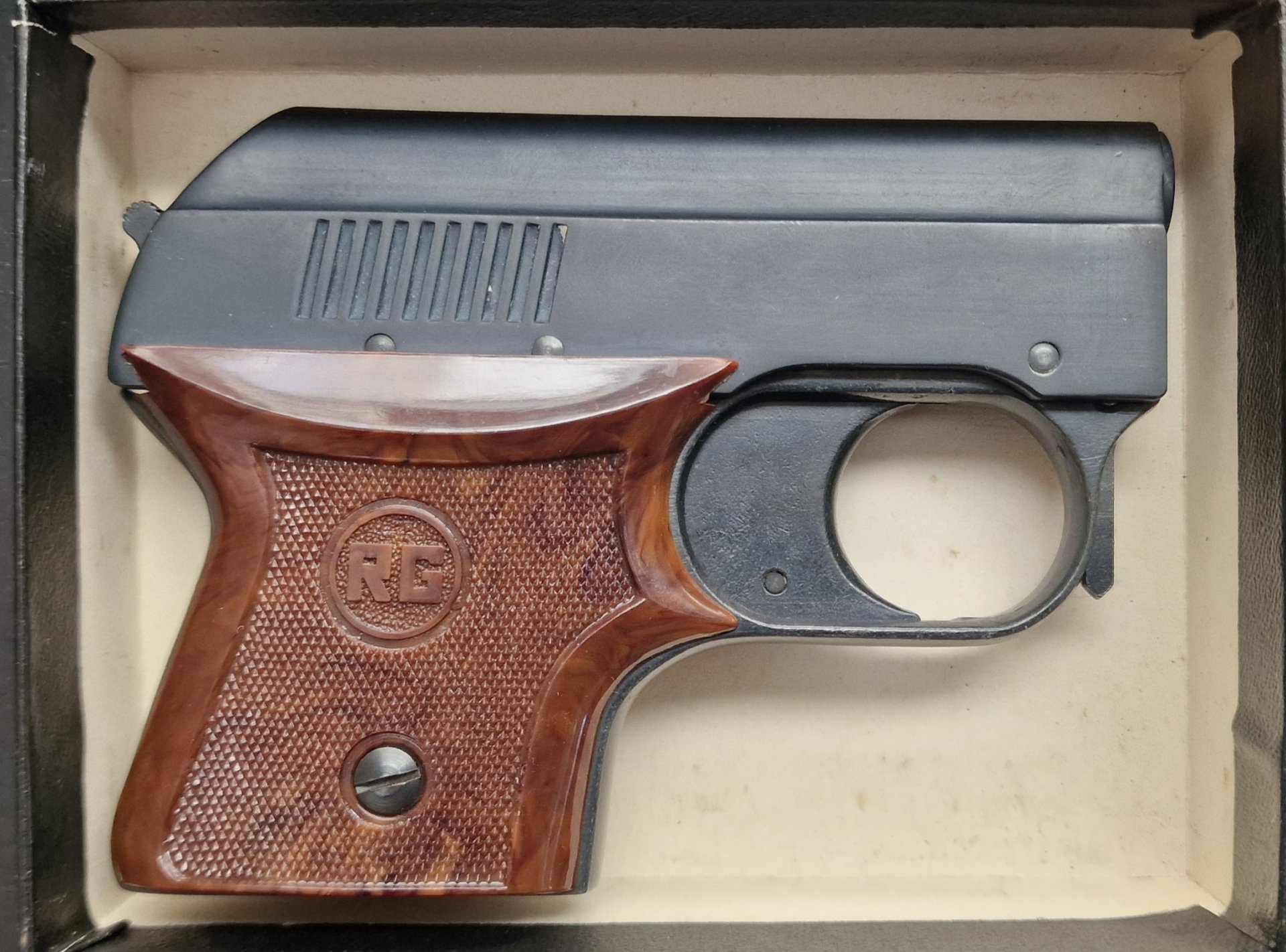 Röhm RG 3s Kal. 6mm Flobert Platz – Komplettset in OVP mit Zubehör & Munition – Sammlerzustand! – Bild 4