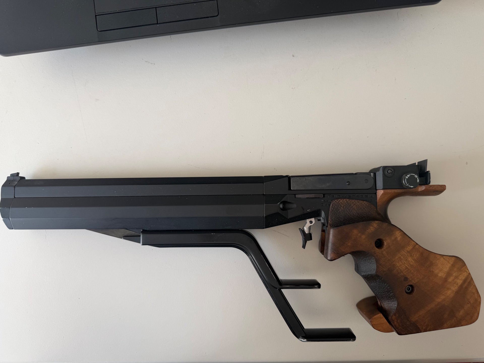 Feinwerkbau Luftpistole Mod: 102 – Bild 1