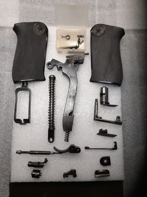 Pistole Star 30M 9mm 9x19 - NEUWERTIG im Koffer - mit komplettem Set v. Ersatzteilen! – Bild 5