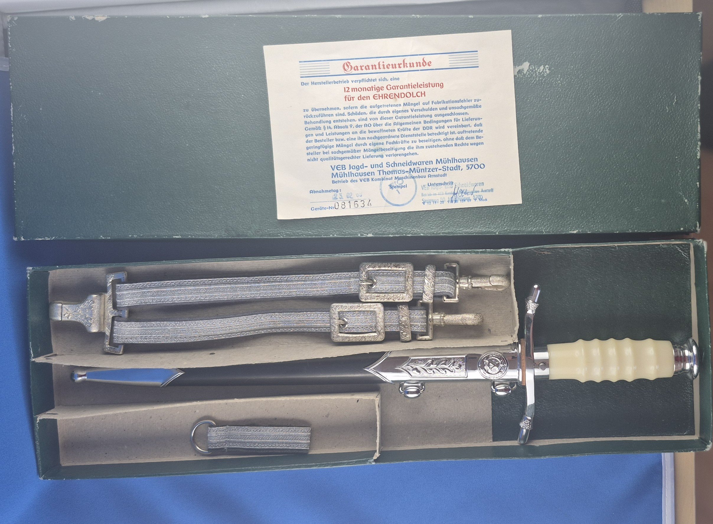 DDR NVA Dolch für Offiziere der Landstreitkräfte In Originalschachtel – Bild 1