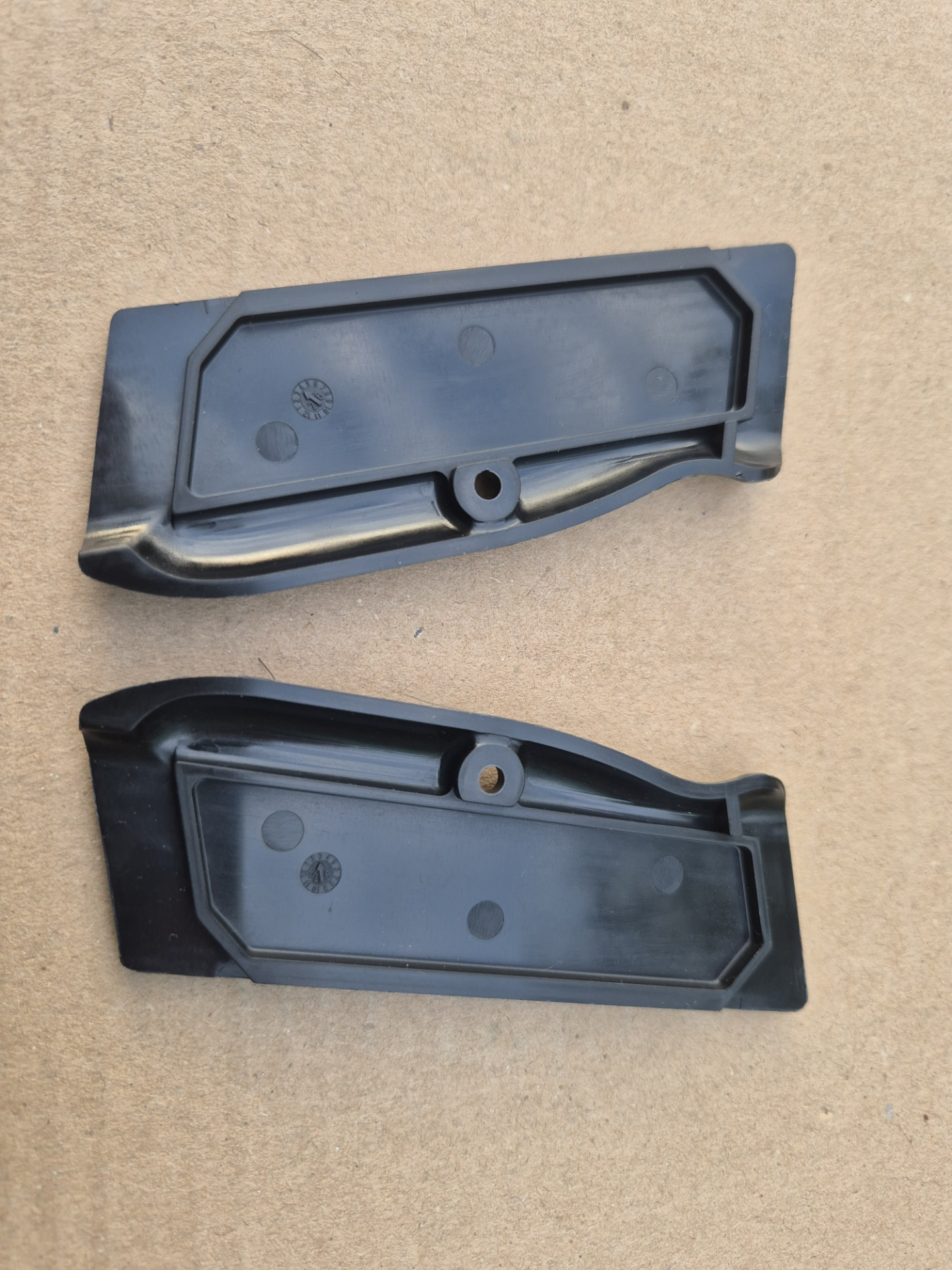CZ 75 originale, unbeschädigte Griffschalen – Bild 2
