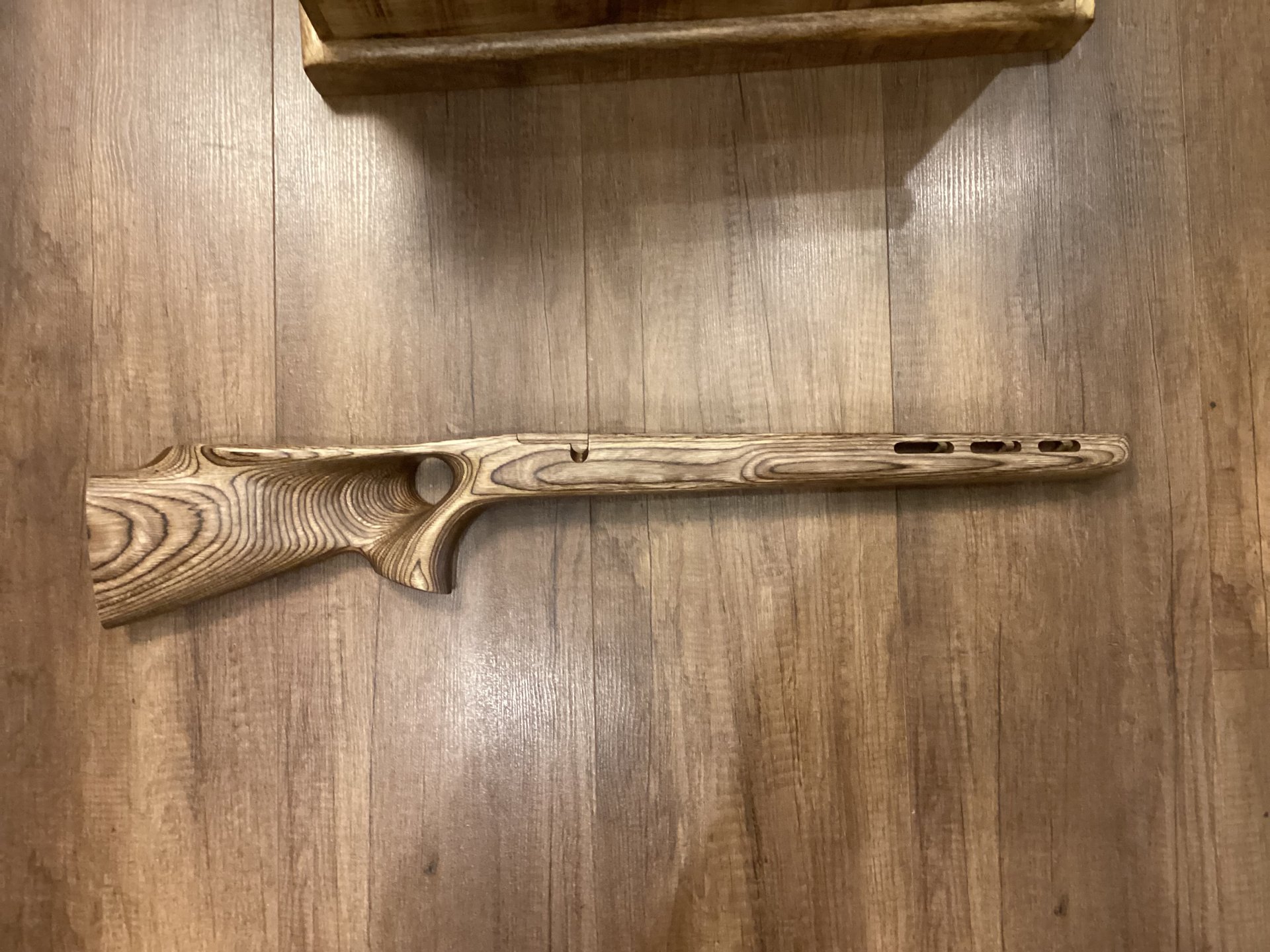 Schichtholz Thumbhole Lightweight Schaft für Savage M25 17Hornet – Bild 1