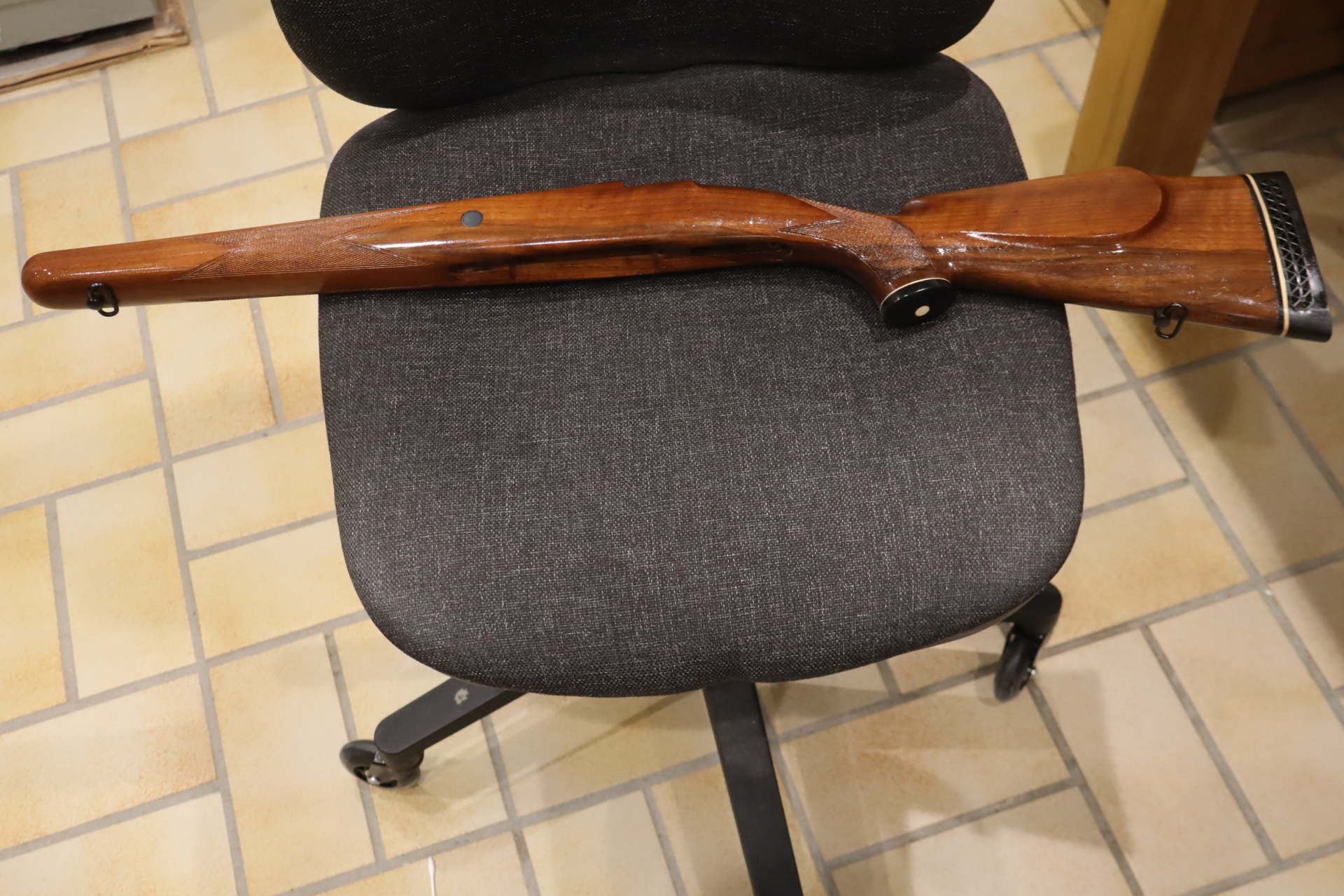 sehr schönerJagdschaft -Mausersystem Nr.44 – Bild 1