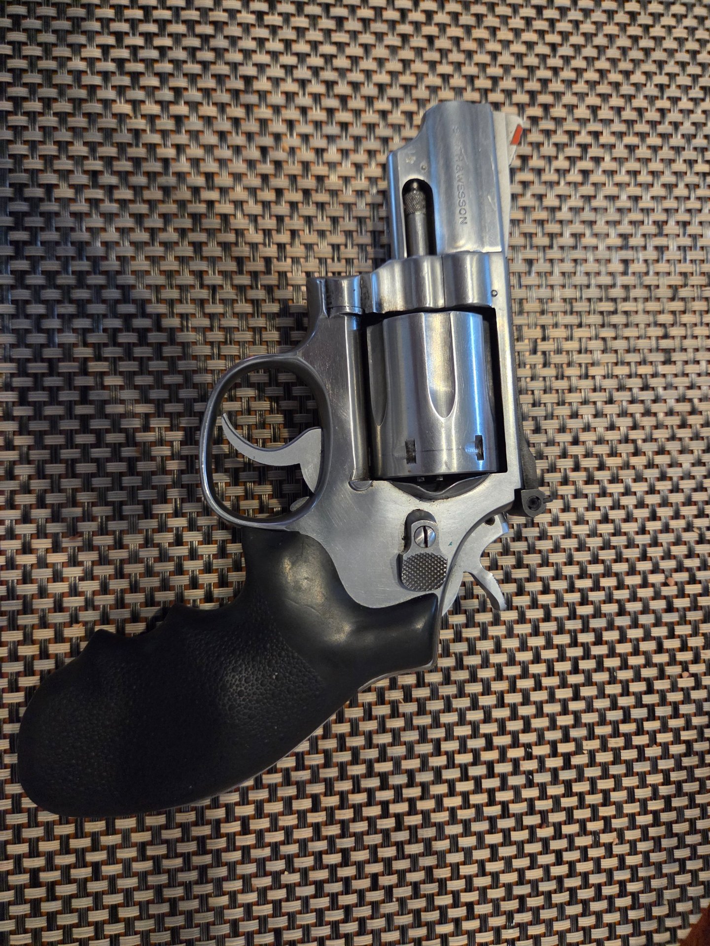 Smith&Wessen 357 Magnum 2.5 Zoll – Bild 5