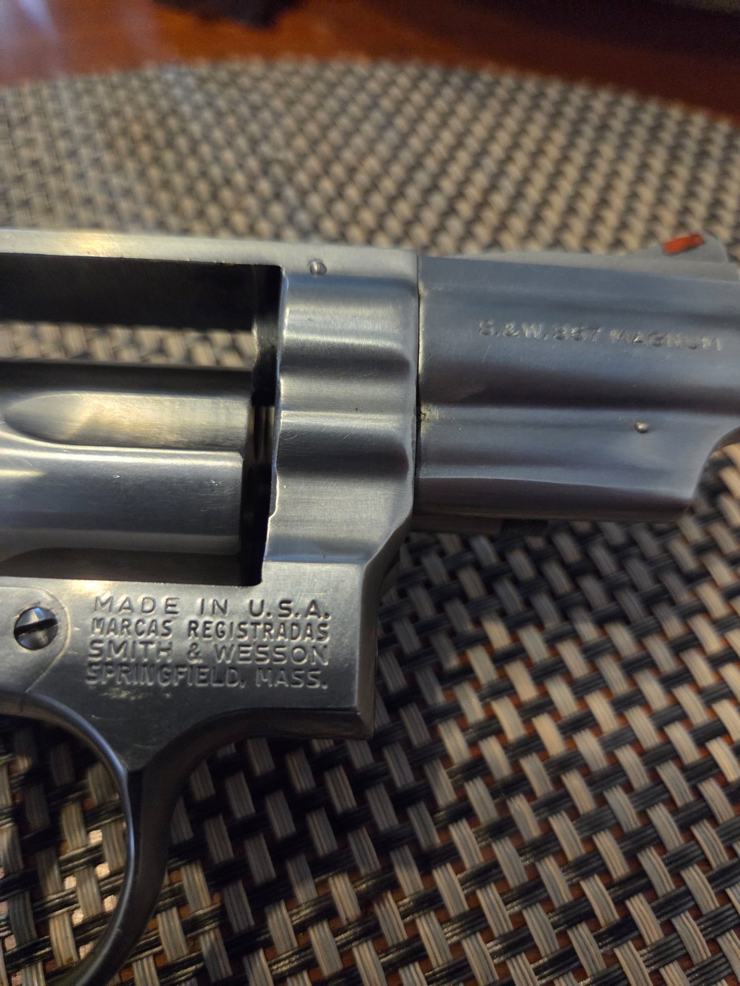 Smith&Wessen 357 Magnum 2.5 Zoll – Bild 3