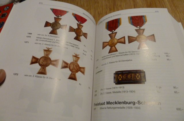 Buch Katalg Deutsche Orden und Ehrenzeichen Jörg u. A. Nimmergut – Bild 3