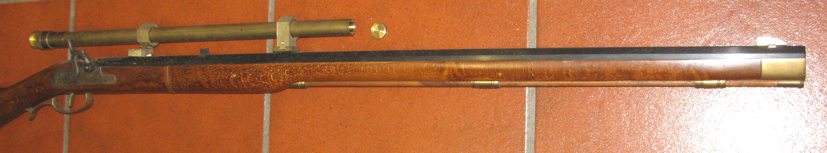 DIKAR Kentucky Perkussion Vorderlader - Gewehr in CAL. 45 mit Zielfernrohr – Bild 5