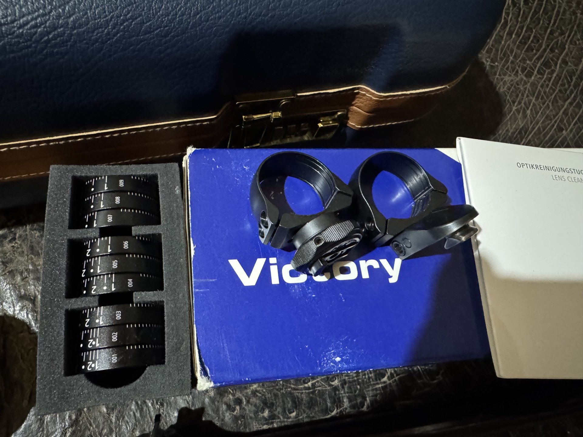 Sauer 202 TAKE DOWN 375 H&H (var. links) ZEISS VICTORY Varipoint M 2,5-10x50 Abs.60 ASV+ Reisekoffer – Bild 10