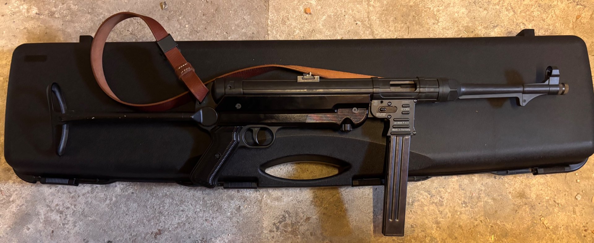 MP40 Schreckschuss Maschinenpistole 9mm P.A.K – Bild 2