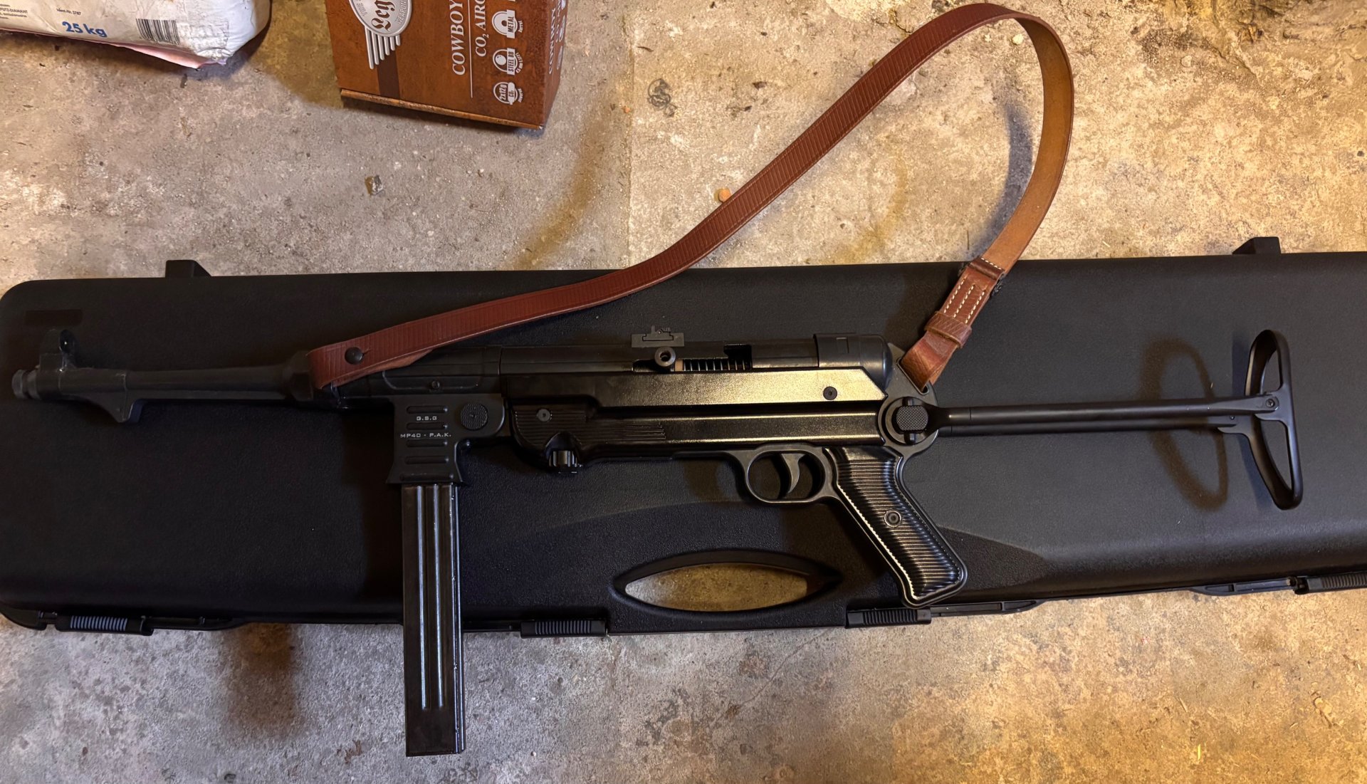 MP40 Schreckschuss Maschinenpistole 9mm P.A.K – Bild 1