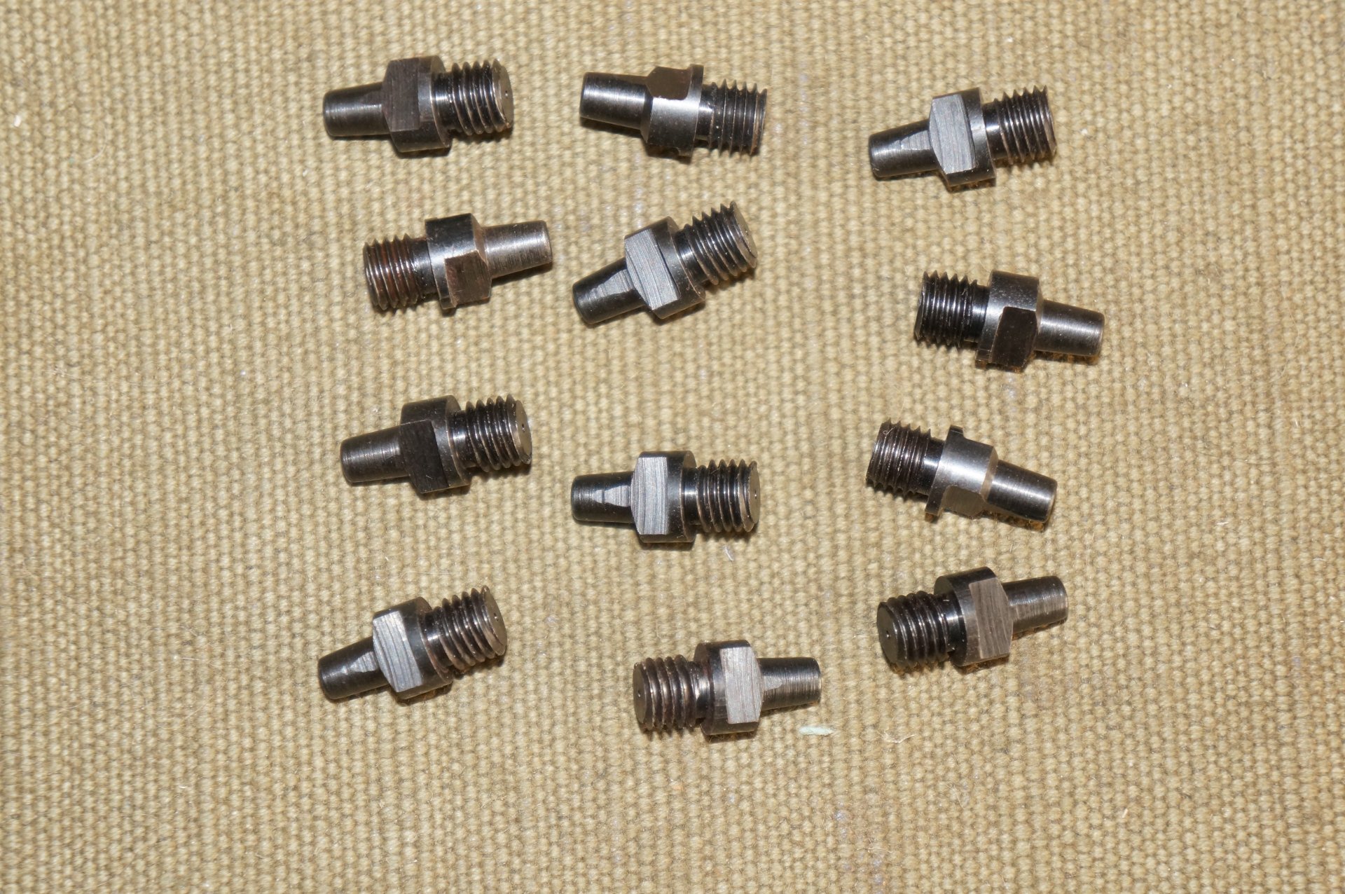 Stahlpistons (12 Stück) Gewinde1/4x28 - Gesamtlänge ca. 16mm – Bild 1