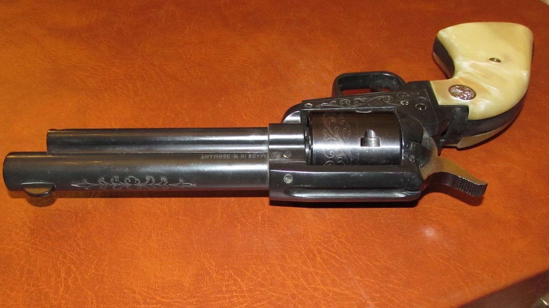 SAA REVOLVER MIT PERLMUTT IMITAT GRIFFSCHALEN ME 90 SA 9MM KNALL – Bild 5
