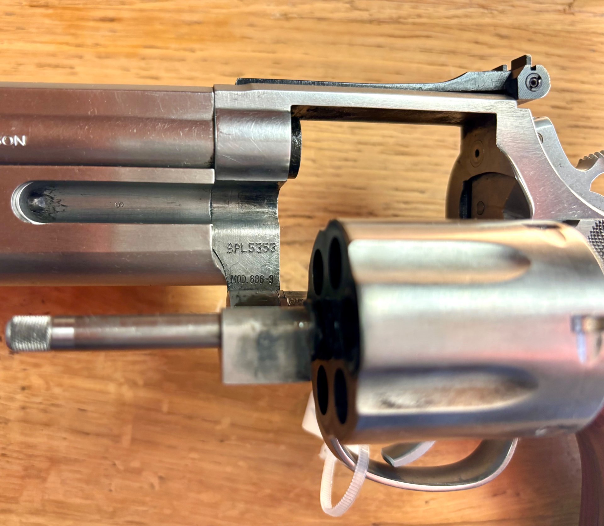 Revolver Smith & Wesson Mod. 686 6" Lauf mit Laufgewicht Kal. .357Mag. – Bild 10