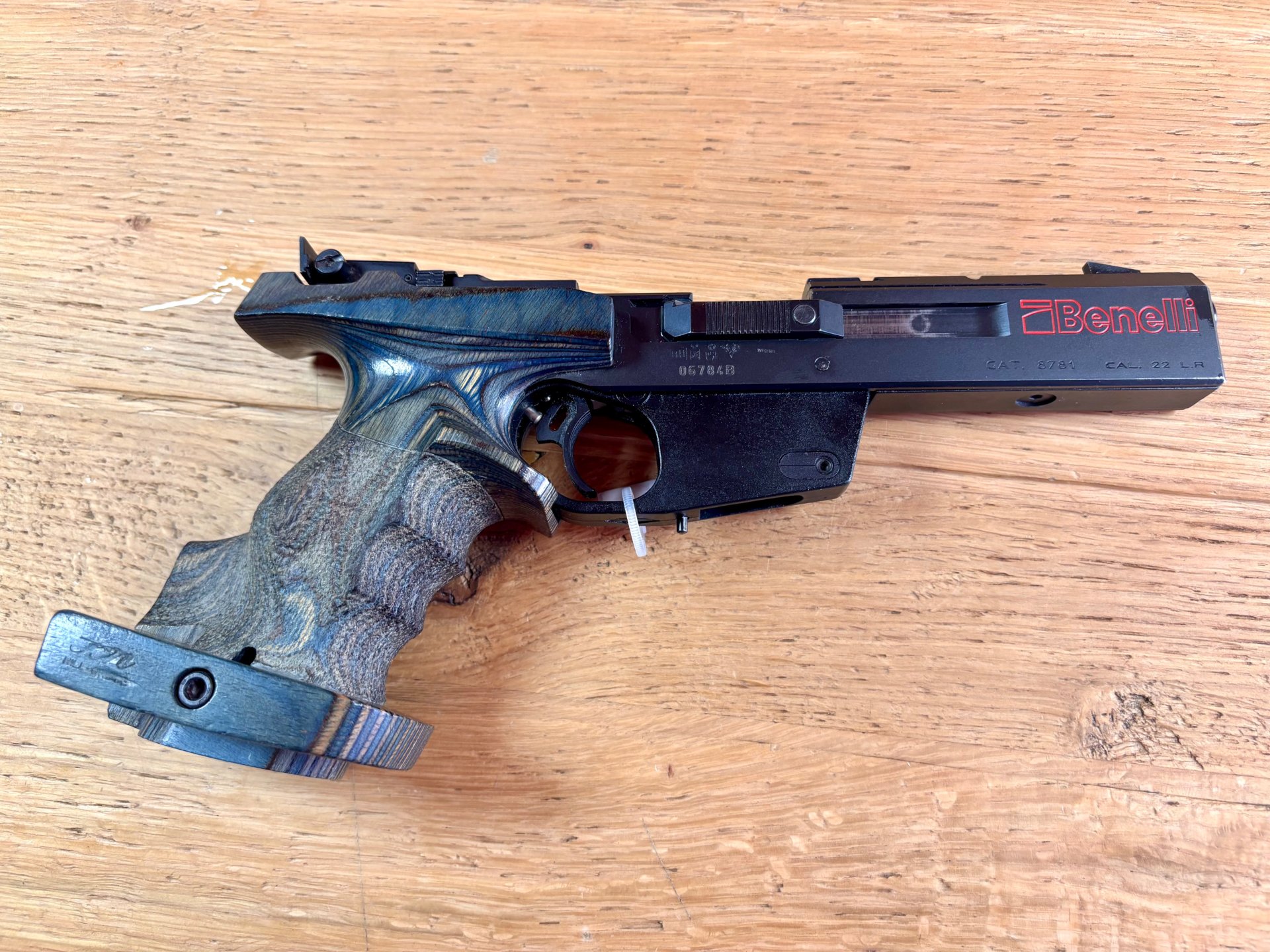 Sportpistole Benelli MP 95 E Kaliber .22lr - mit 2 Magazinen – Bild 1