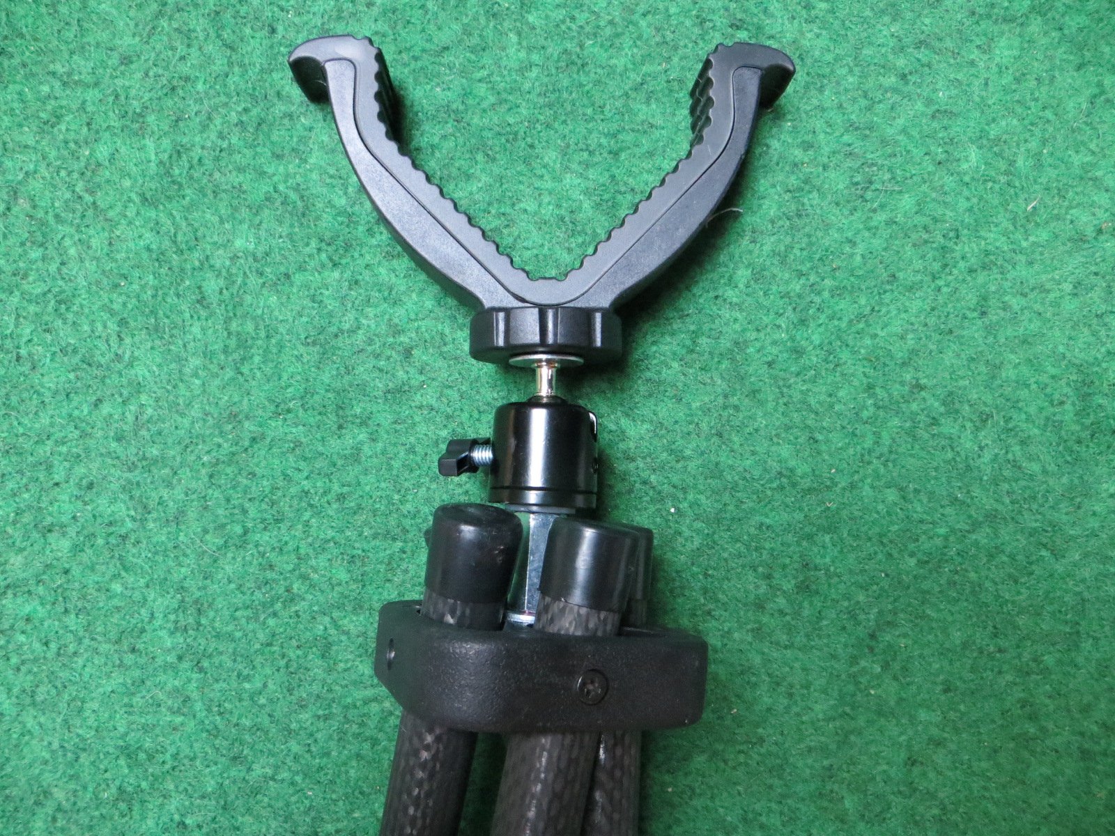 Carbon-Gewehr-Auflage 4-Beine – Bild 2