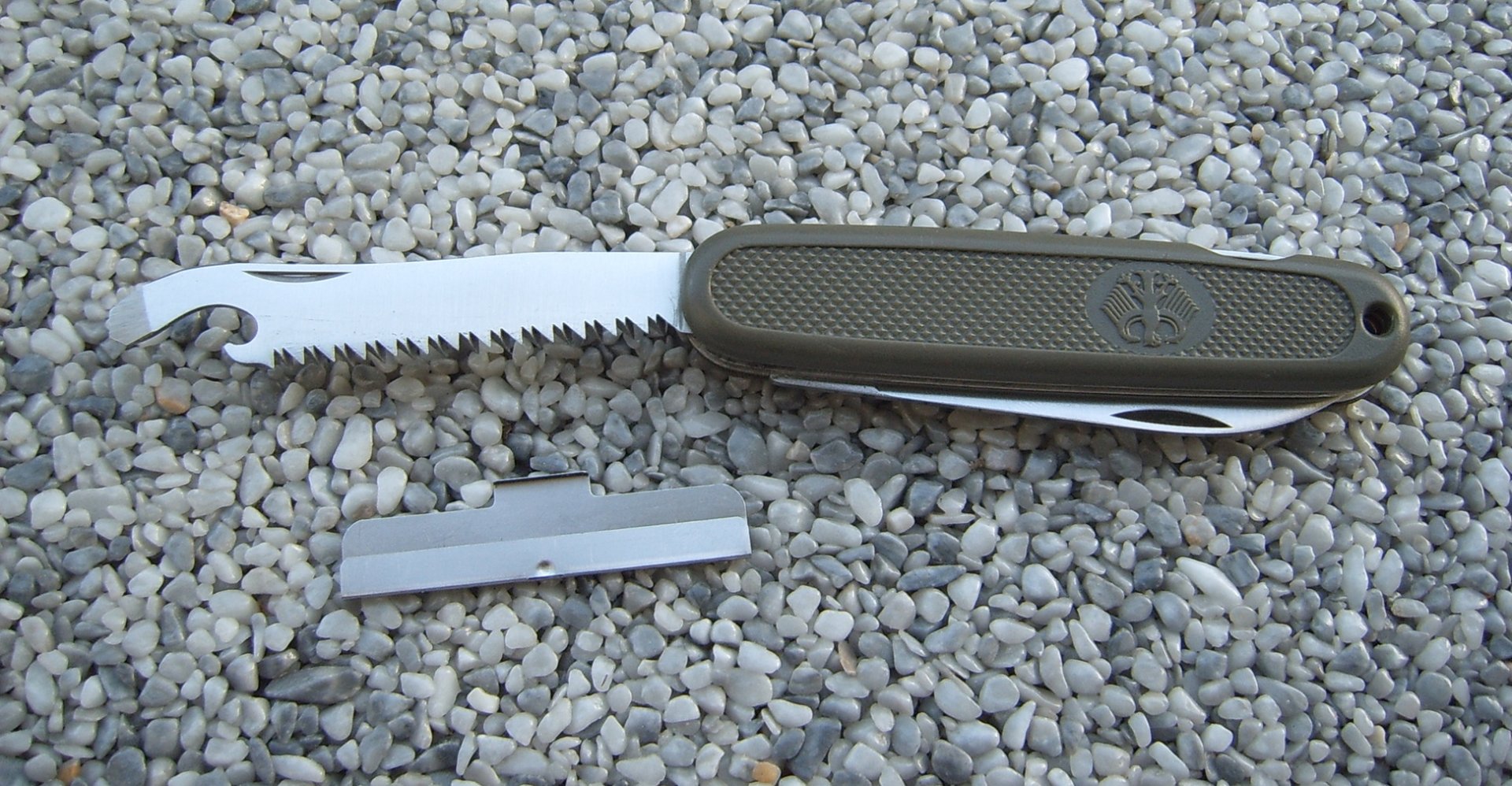 Bundeswehr Taschenmesser (Original) aus den 1980er Jahren – Bild 2