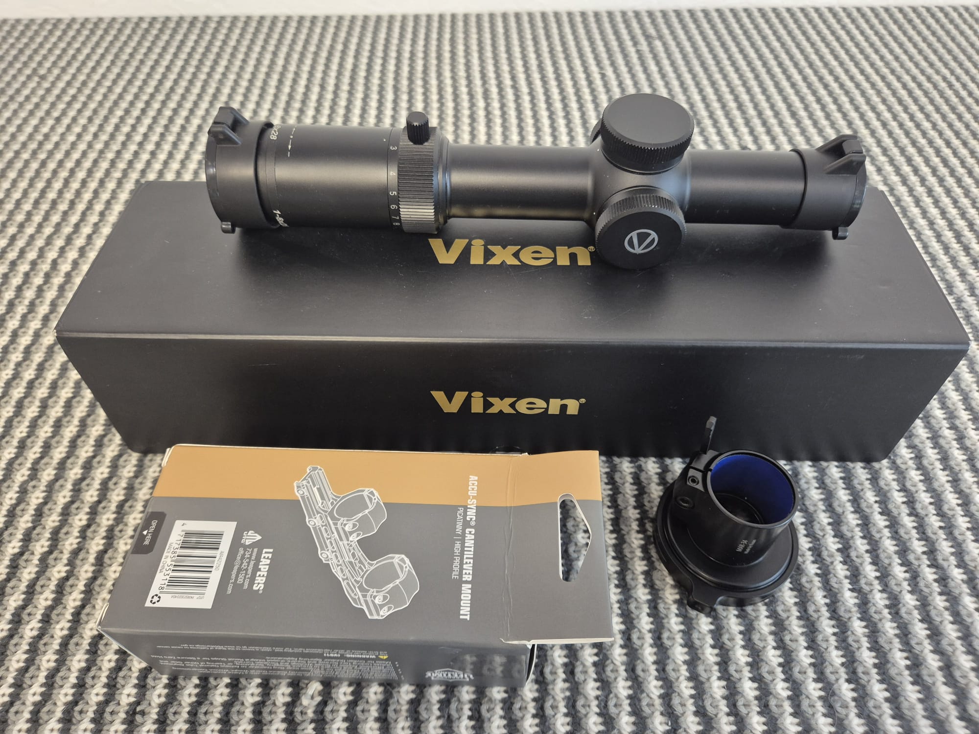 Vixen 1–8x28 FFP Mil-Dot, 34-mm – Bild 3
